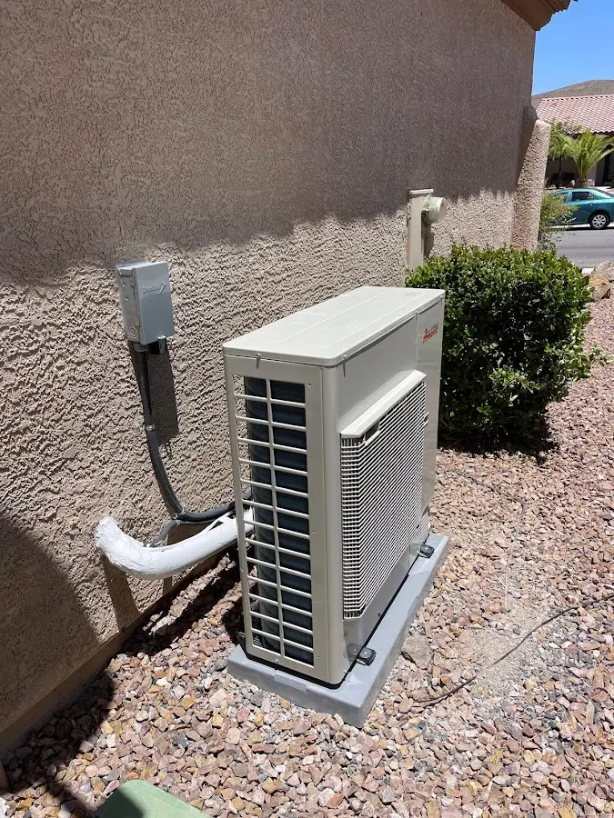 Residential air conditioning condenser unit in Lamesa